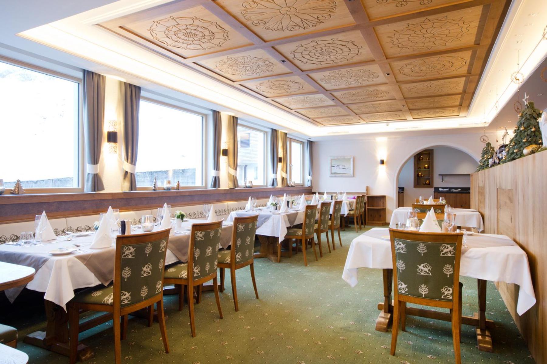 Hotel Albona Nova Zürs Eksteriør billede