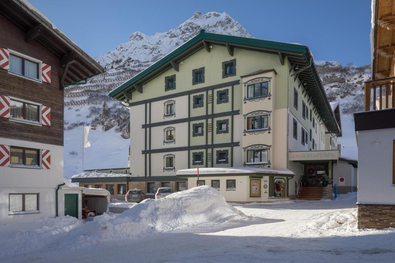 Hotel Albona Nova Zürs Eksteriør billede